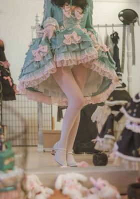 新任女教师在线观看