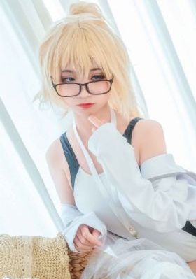 丰满饥渴难耐老女hd