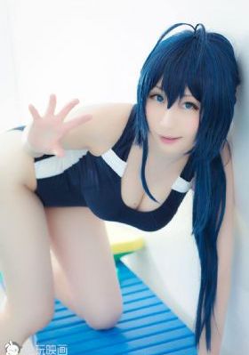 湖畔春光
